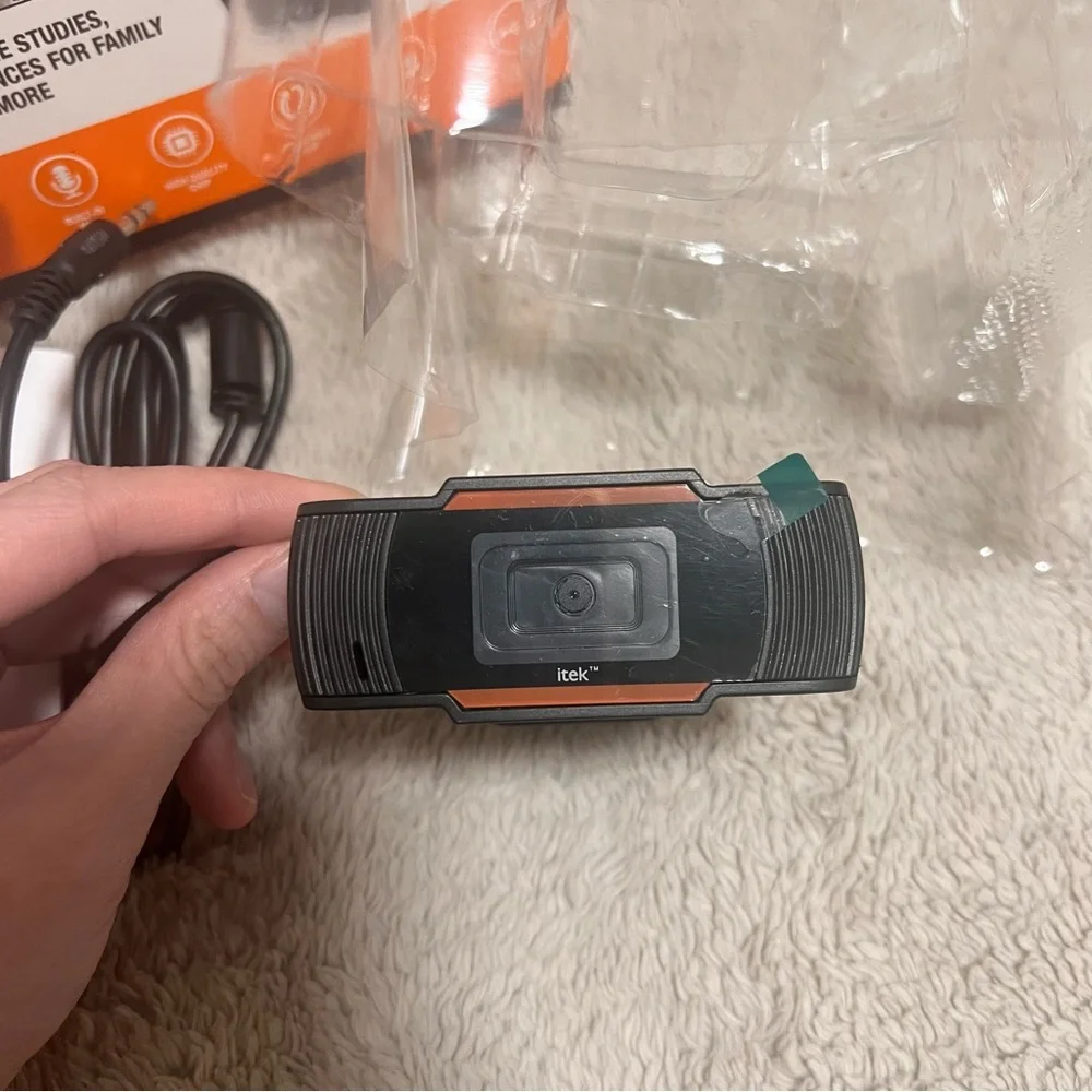 itek 720 HD Plug and Play Webcam